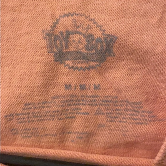 Hot Whees tshirt - medium - Picture 2 of 2